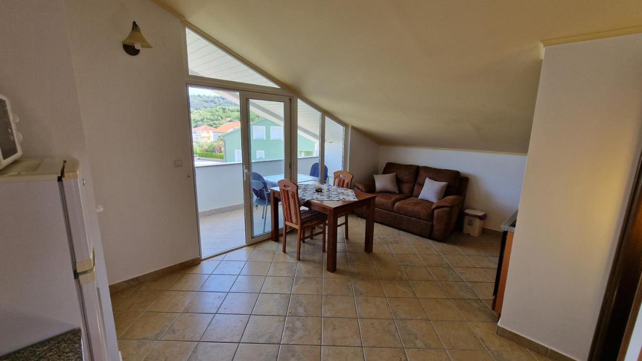 Haus Anica Apartman Rab Town Kültér fotó